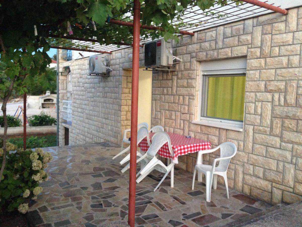Marina Apartment Exterior photo
